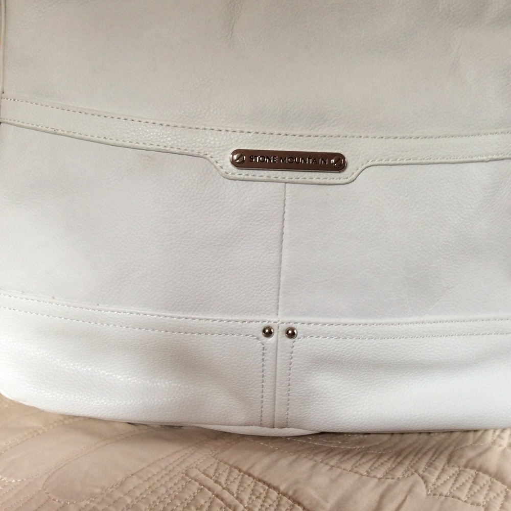 Stone Mountain Leather Shoulder Bag - Picture 9 of 9